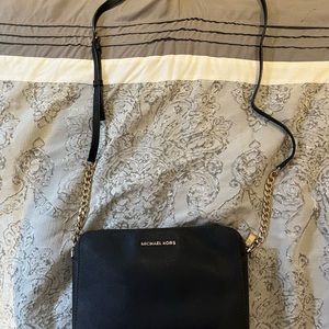Michael Kors Crossbody purse